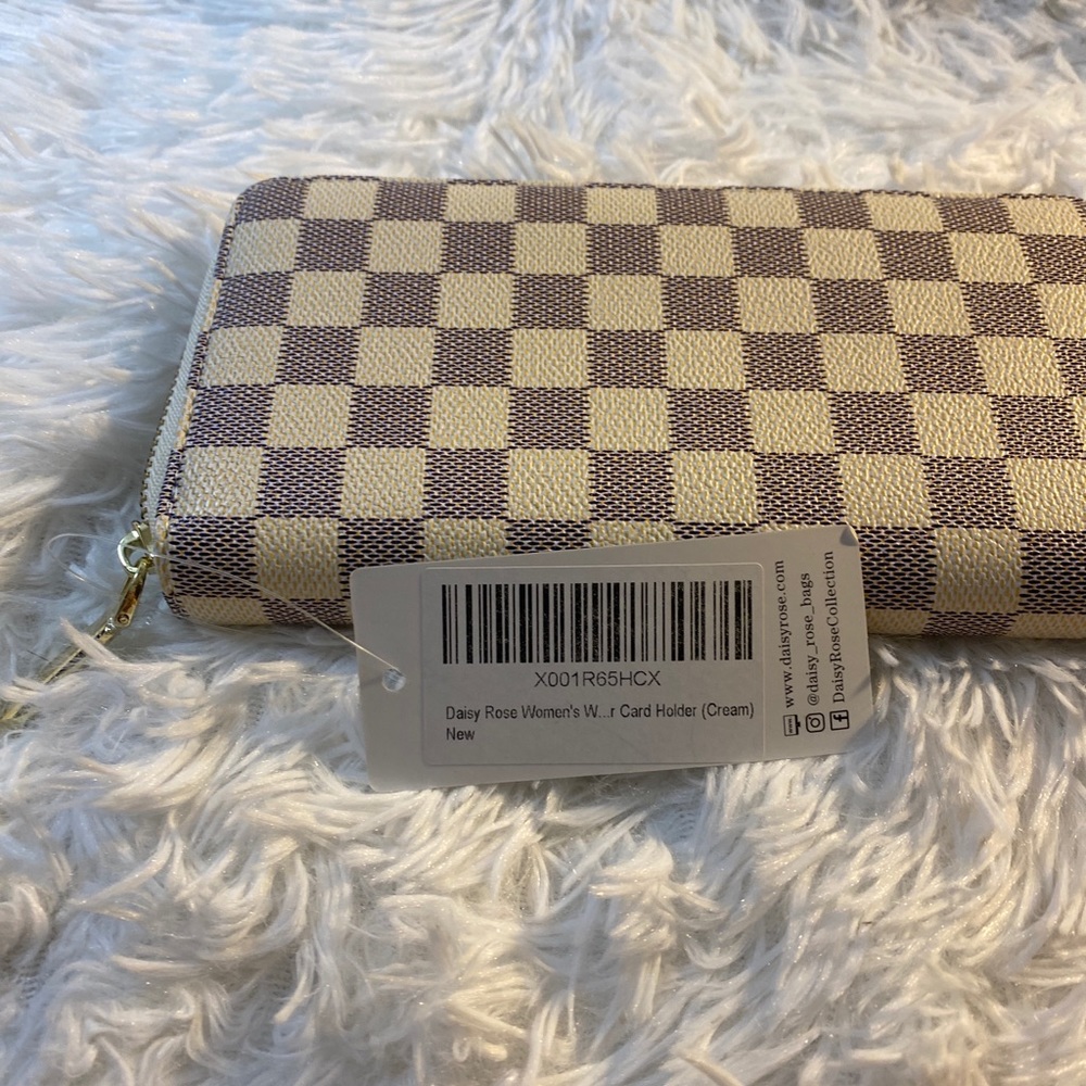 Checkered wallet